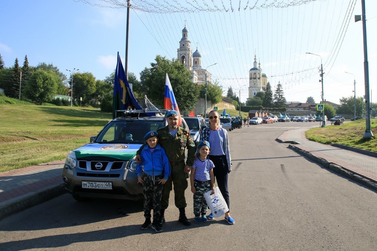 В Серпухове прошел автопробег, посвященный Дню ВДВ - МК Серпухов