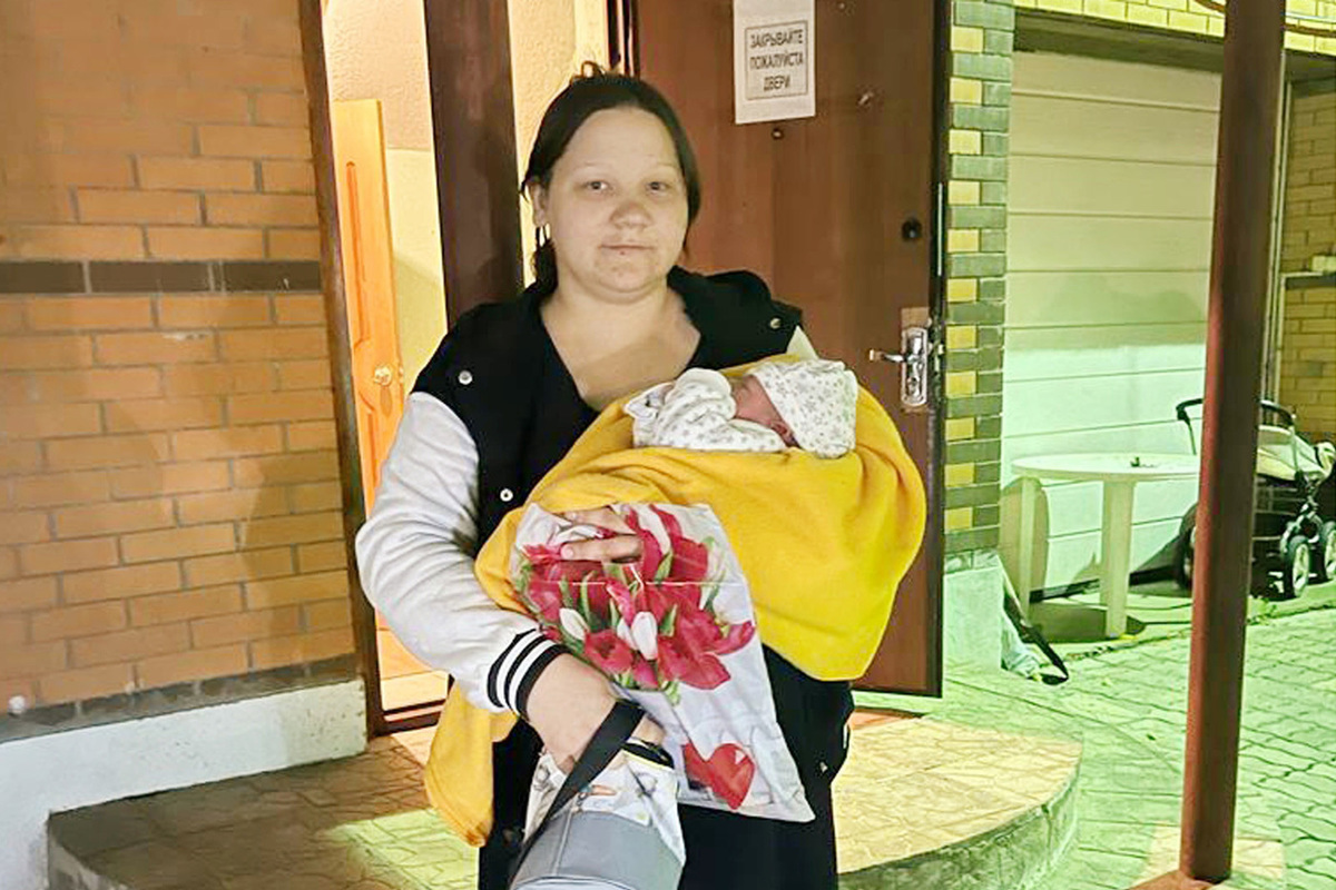 Русская мать из Узбекистана и ее новорожденный малыш оказались в тяжелейшей ситуации