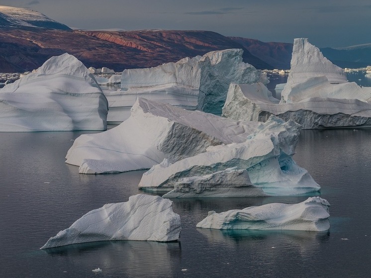 Cryosphere: из-за глобального потепления уменьшился крупнейший ледник Гренландии
