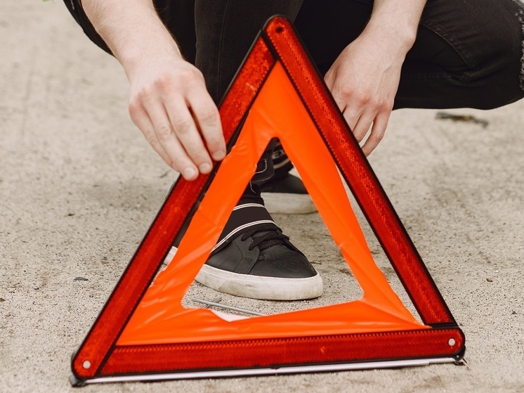 В массовом ДТП на улице Брянска пострадал 22-летний водитель ВАЗ