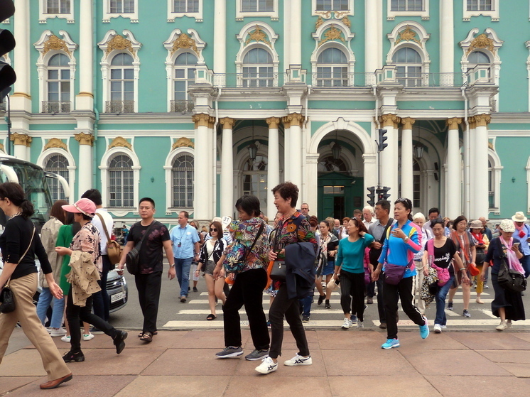 Доцент РАНХиГС рассказала, как повлияет открытие визового центра Китая на приток туристов в Петербург