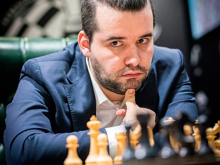 Российский шахматист Ян Непомнящий вышел в третий раунд Кубка мира