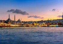 Турция впервые вошла в пятерку самых дорогих зарубежных направлений для россиян. «МК в Питере» поговорил с владельцем онлайн-турагентства Ольгой Загладой и узнал, почему в Турции стало дорого отдыхать.