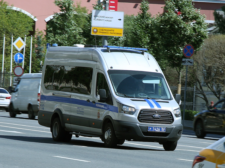 Вооруженный мужчина бросил гранату в автомобиль возле Москва-Сити