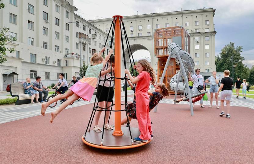 В Автозаводском районе Нижнего Новгорода открыли сквер возле