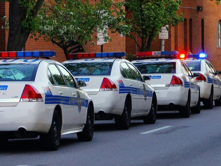 Пытавшийся поджечь военкомат по заданию мошенников пенсионер покончил с собой