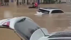Тайфун "Доксури" вызвал катастрофическое наводнение на севере Китая 