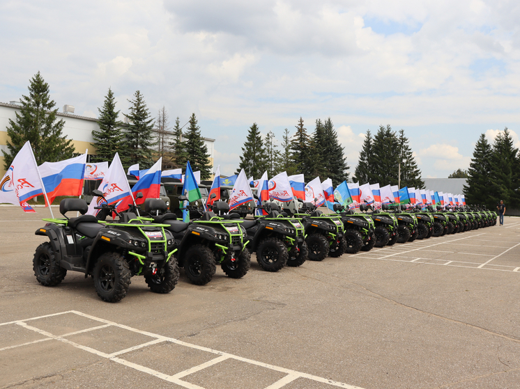 Костромская область отправила пять автомобилей УАЗ и 16 квадроциклов в зону СВО