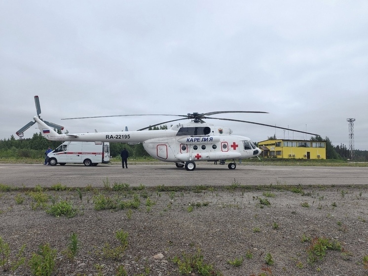 Медицинский вертолет в Карелии спас пациентов с инфарктами и переломами позвоночника