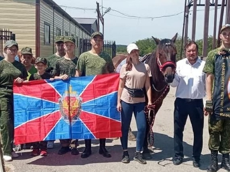 В центре иппотерапии в Ессентуках дали мастер-класс кадетам из Москвы