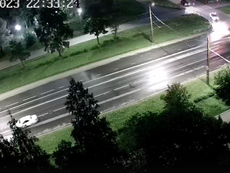 Автоинспекторы пустились в погоню за ночным лихачем в Петрозаводске