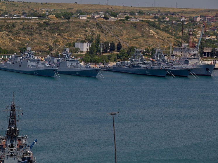 Украинская Госгидрография сообщила об объявлении черноморских портов РФ “зоной военного риска”