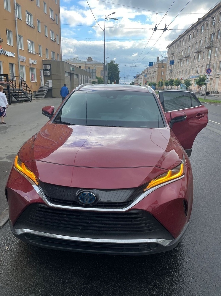 Наказали водителя Петрозаводска, который ездил на автомобиле с номерами на заднем сиденье