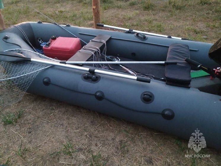 В Башкирии мужчина выпал из лодки и ударился головой о винт