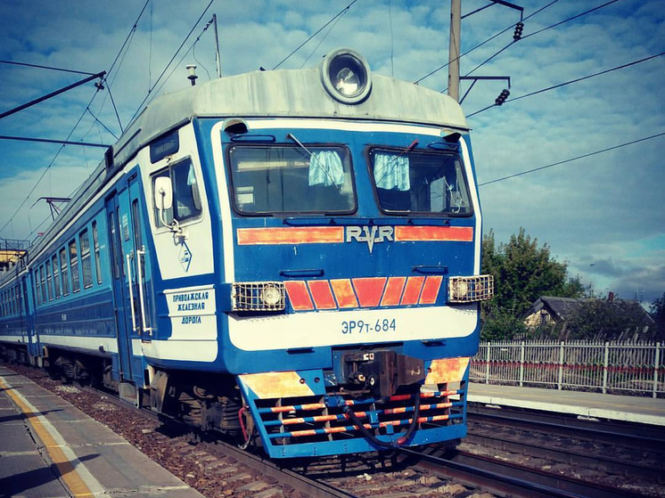 6 августа отмечается день прощения, железнодорожника и подкаблучника