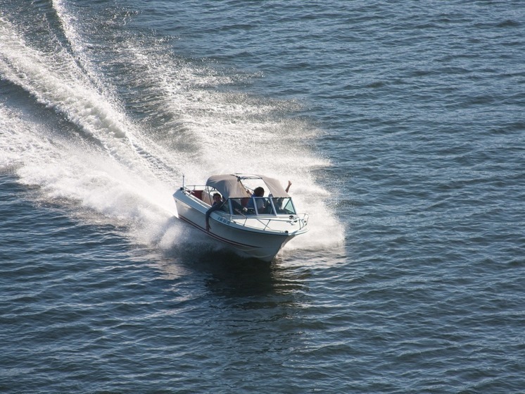 Стали известны подробности спасения туристов из перевернувшейся лодки в Карелии