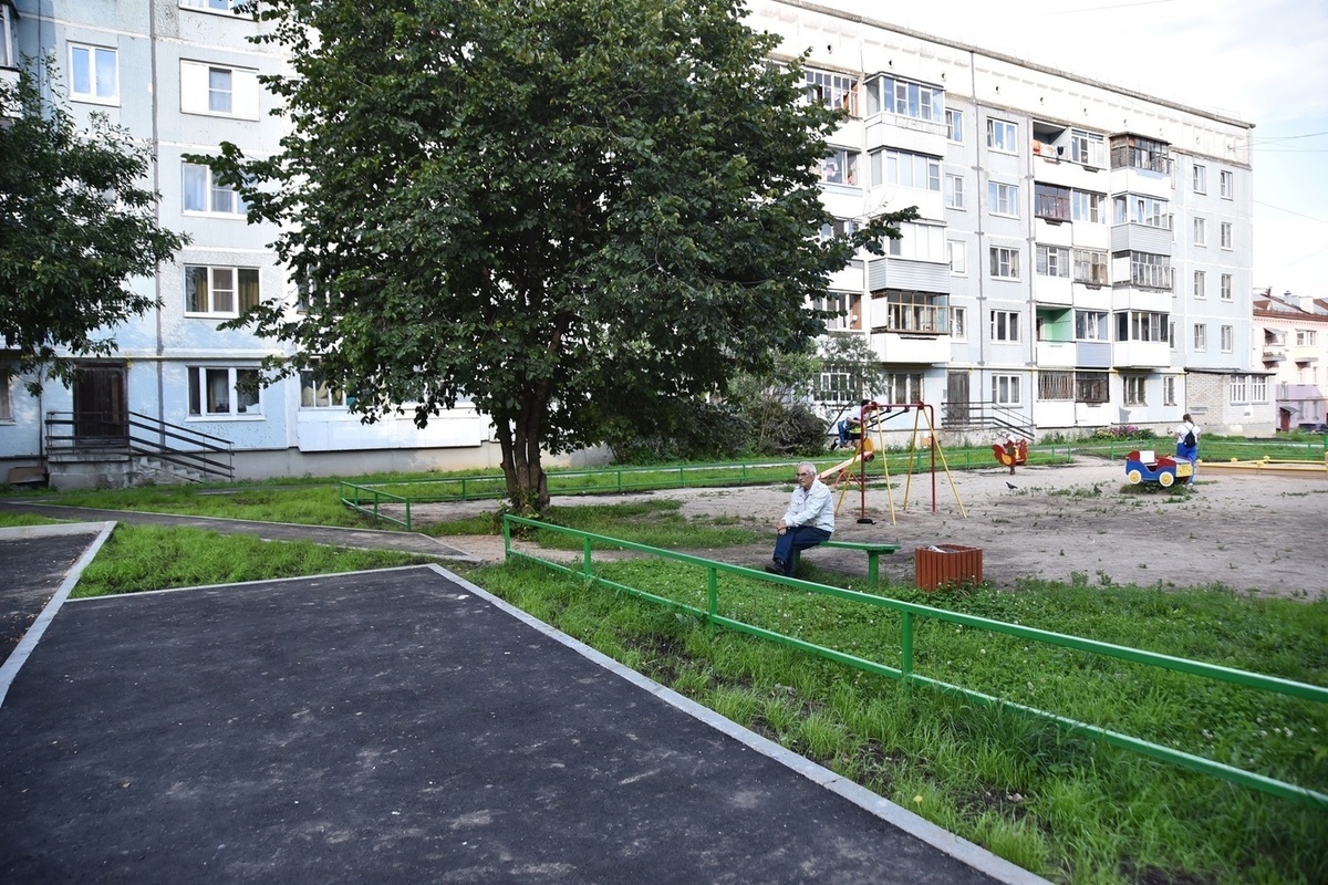 Ремонт 12 дворов Вологды принят без замечаний - МК Вологда