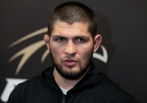 Экс‑чемпион UFC в легком весе Хабиб Нурмагомедов отказался тренировать американского миллиардера Илона Маска в преддверии его поединка с гендиректором корпорации Meta (признана в России экстремистской организацией и запрещена) Марком Цукербергом по принципиальным соображениям