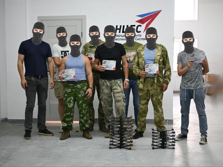 7 операторов БПЛА выпустились с 10-дневных курсов Центра беспилотных систем