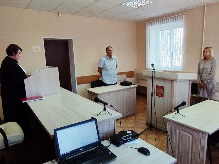 В Курской области осудили преподавателя техникума за взятки на 1,2 млн рублей