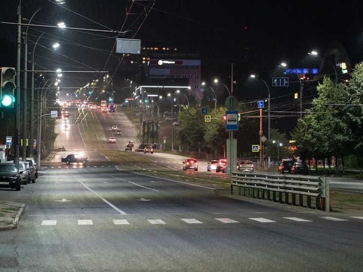 Кузбасские дороги и улицы будут освещаться новыми фонарями
