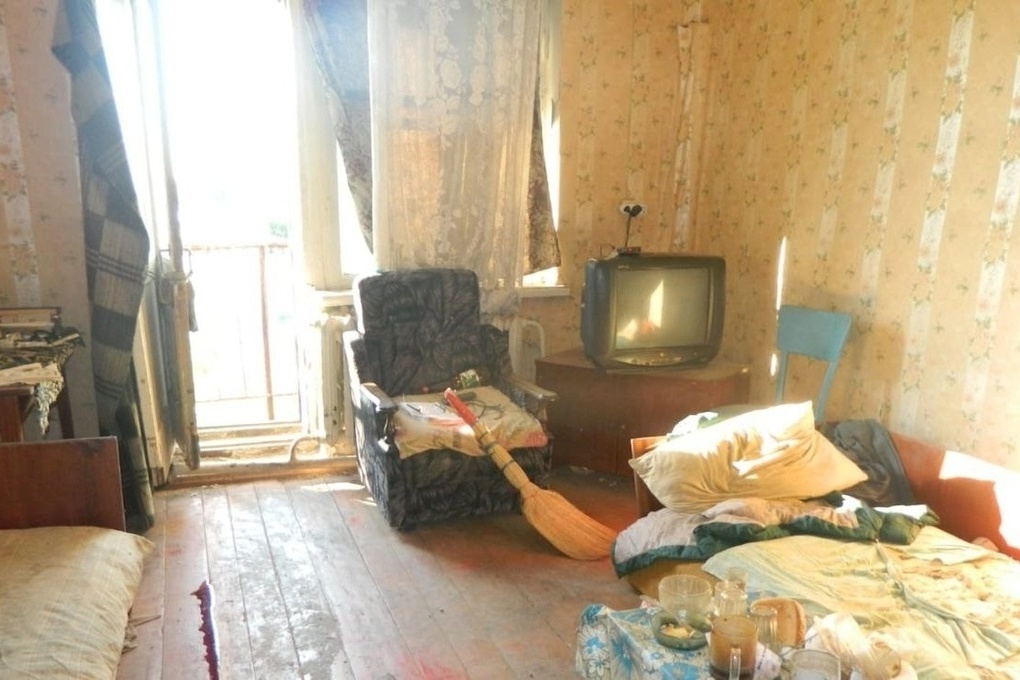 Под Астраханью мужчина зарезал хозяина квартиры после застолья