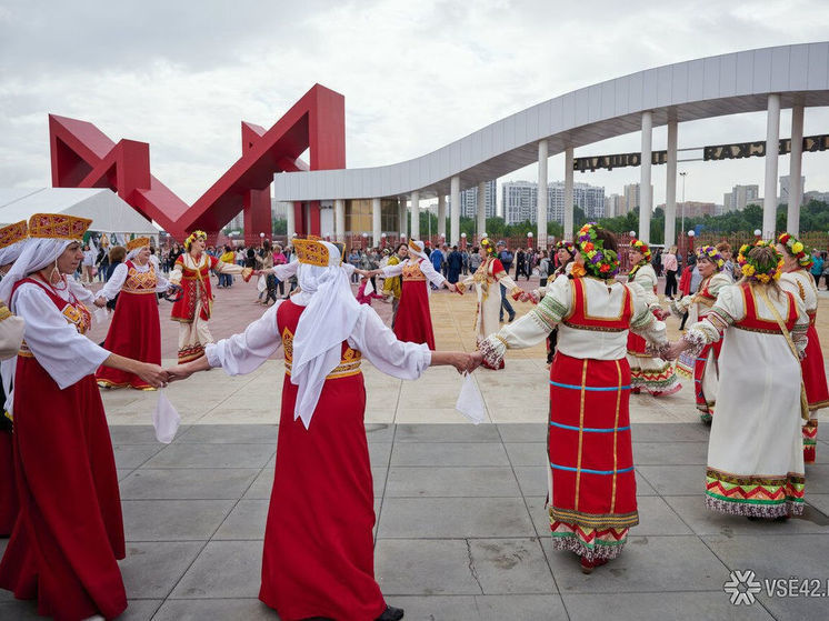 Сергей Цивилев поздравил кузбассовцев с необычным праздником