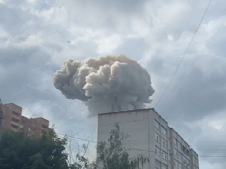 Взрывной волной выбило стекла минимум в 10 домах в Сергиевом Посаде