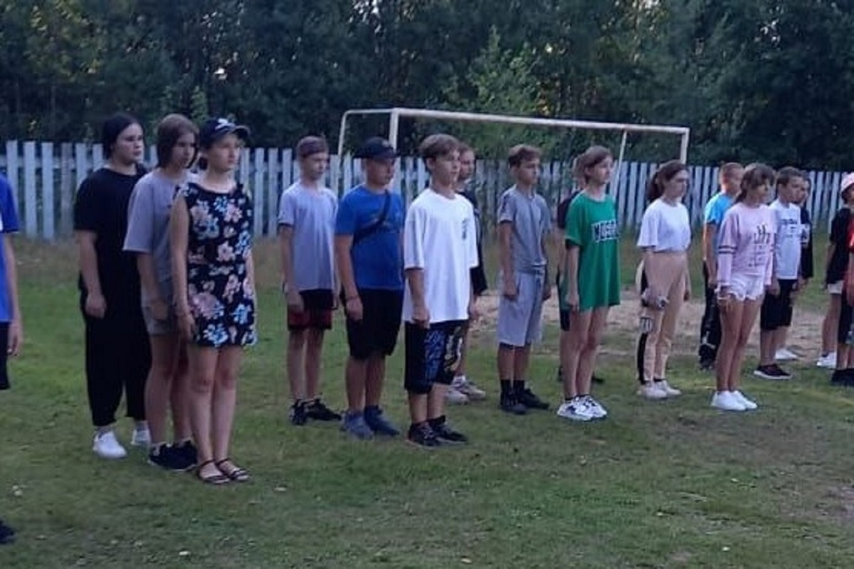 Еще 35 юных жителей ЛНР отдохнут в загородном костромском лагере