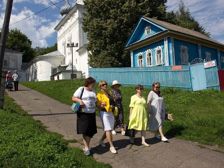Костромские ветераны побывали на родине Тарковского