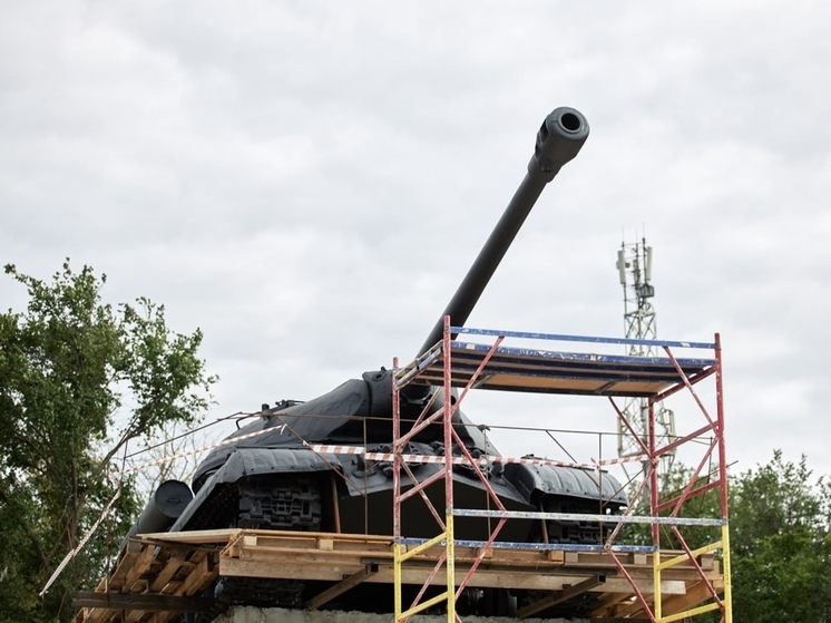 Возле памятника танкистам в Курске может появиться сквер