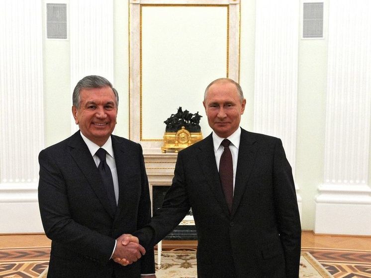 Путин обсудил с лидером Узбекистана развитие партнерства