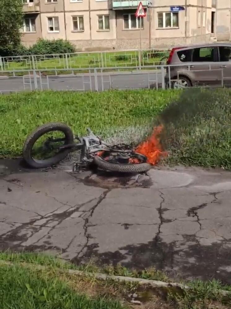 Пятеро пожарных тушили велосипед в Петрозаводске