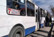 Ряд водителей «рогатых» требуют повышения зарплаты в три раза, но платить им настолько больше пока в Бишкекском троллейбусном управлении не могут