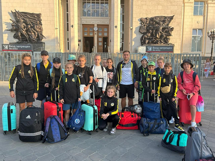 Кемеровская команда девочек-футболисток приехала за победой в Волгоград