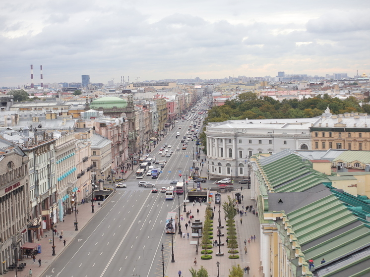 С начала года Петербург посетили 173 тысячи иностранных туристов