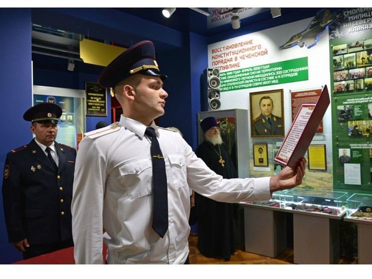 Молодые Смоленские полицейские приняли Присягу