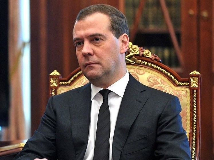 Медведев: Киев отправляет на убой тысячи несчастных солдат ВСУ
