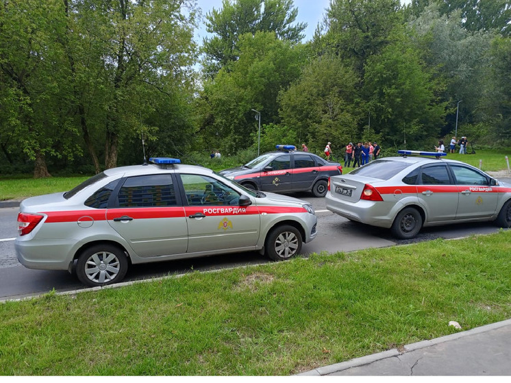 Момент взрыва украинского беспилотника в Москве попал на видео