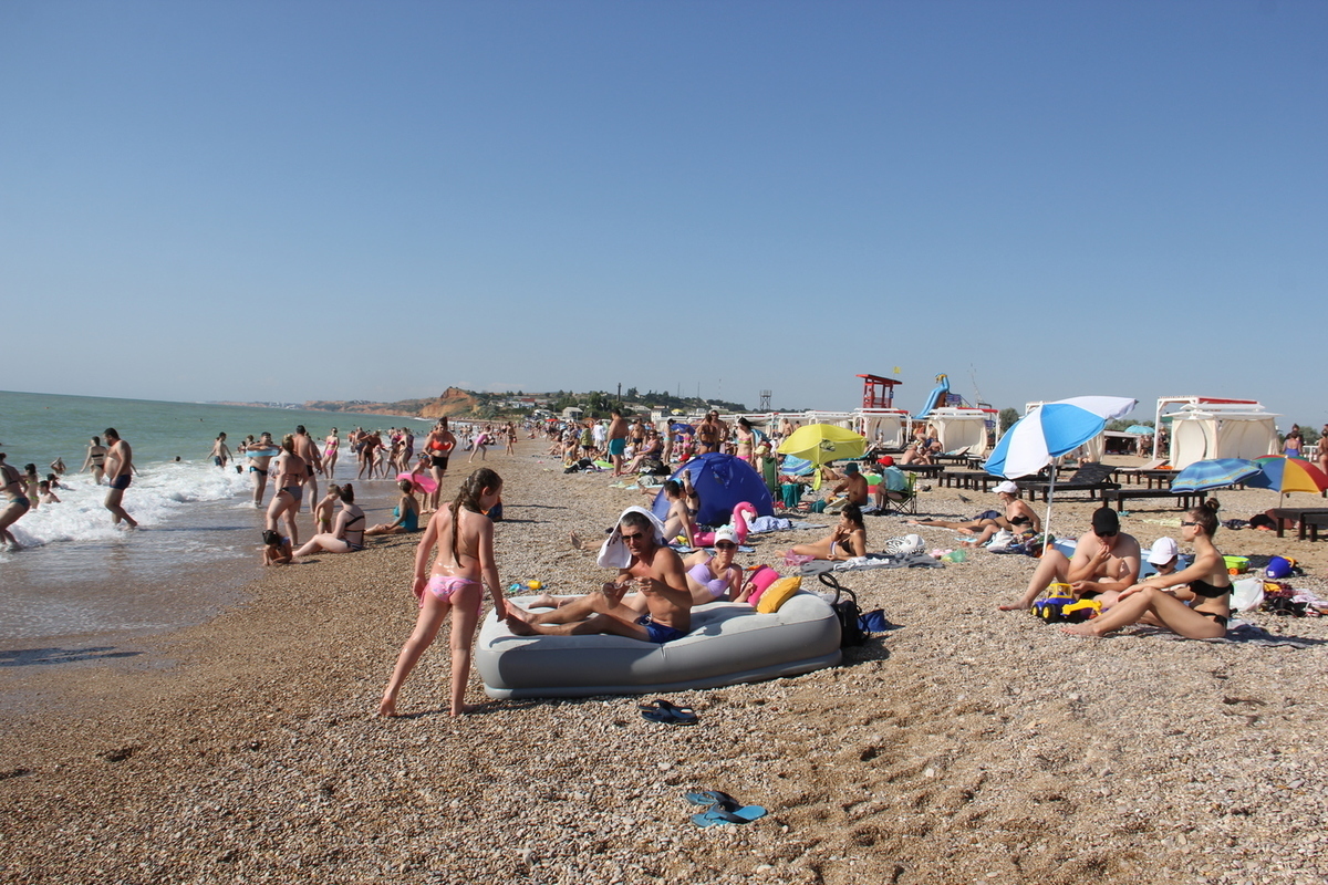 Пляж именно этого поселка является индикатором успешности курортного сезона в Севастополе