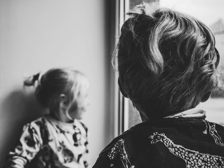 Дети, пострадавшие в ходе боевых действий, получат помощь от властей ЛНР