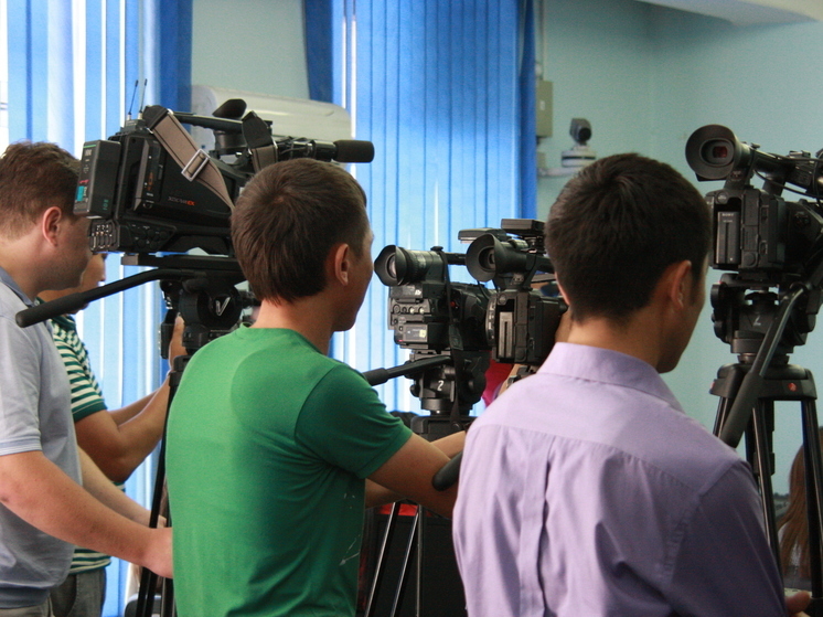 В Кыргызстане оштрафовали телеканалы за вещание не на кыргызском