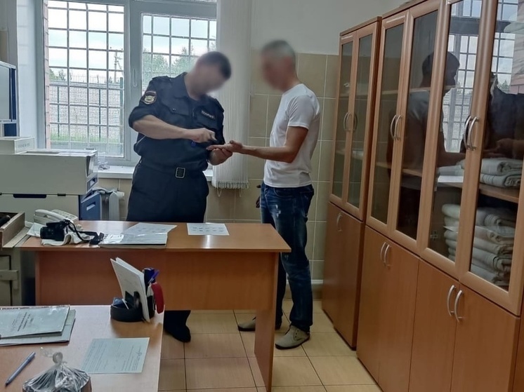 В Костромской области руководителя госучреждения подозревают в получении взятки в 200 тыс руб
