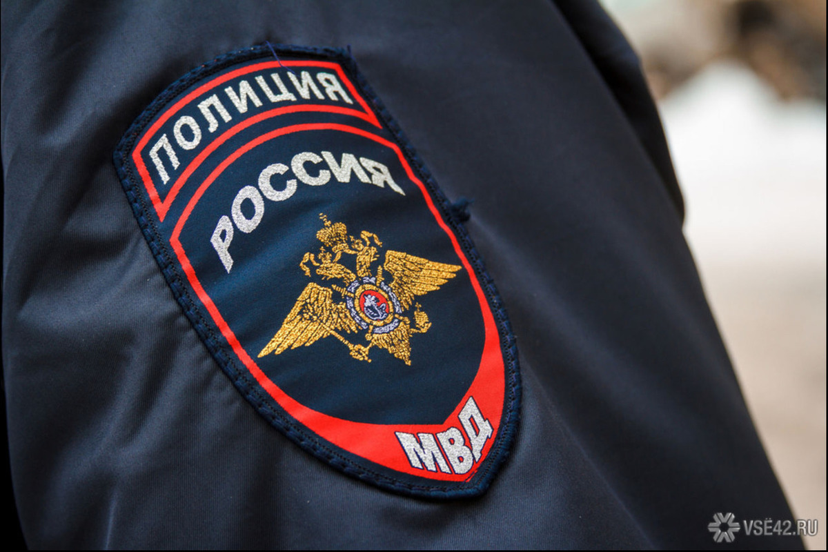 Выстрелил из травмата: полицейские раскрыли подробности вооруженного конфликта между пассажиром и водителем автобуса в Новокузнецке