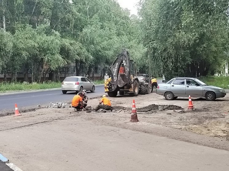 В Омске открыли улицу Тюменскую, чуть не сползшую в реку