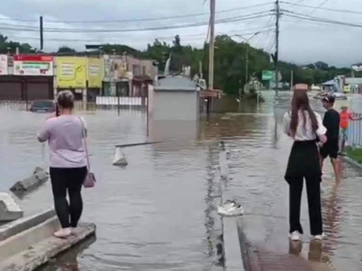 Наводнение в Уссурийске власти города назвали самым крупным за десятилетие