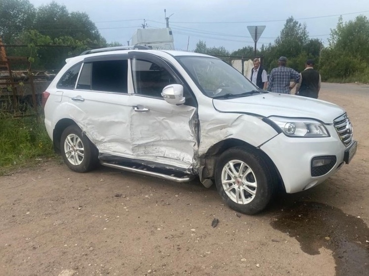 В двух ДТП в Новгородской области пострадало четыре человека