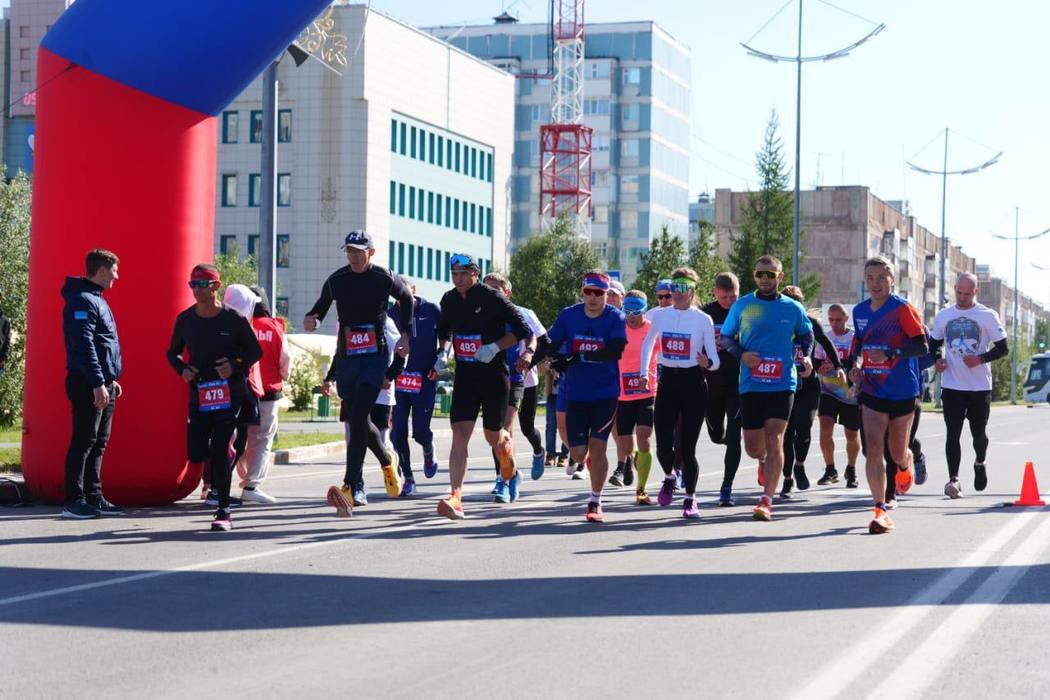 Ямальский марафон и экстремальный велозаезд: в ЯНАО отметили День физкультурника