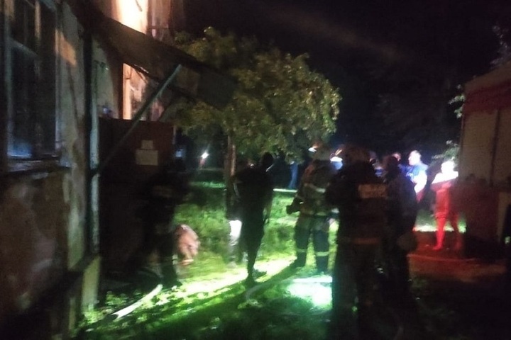 В Тверской области во время пожара погиб хозяин квартиры