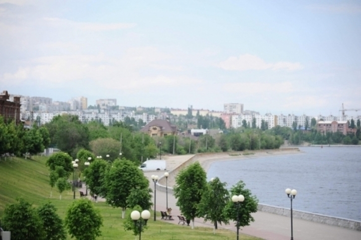В Камышине Волгоградской области обещают открыть летние кафе на набережной